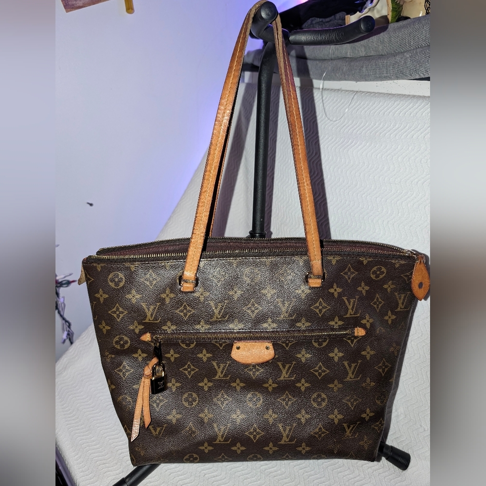 Vintage Louis Vuitton Large Purse